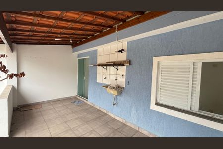 Casa à venda com 100m², 2 quartos e 2 vagasVaranda da Suíte 1