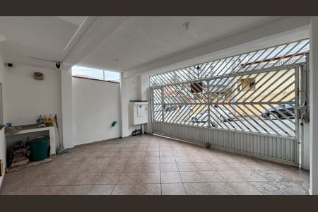 Casa à venda com 100m², 2 quartos e 2 vagasGaragem