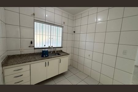 Casa à venda com 100m², 2 quartos e 2 vagasCozinha
