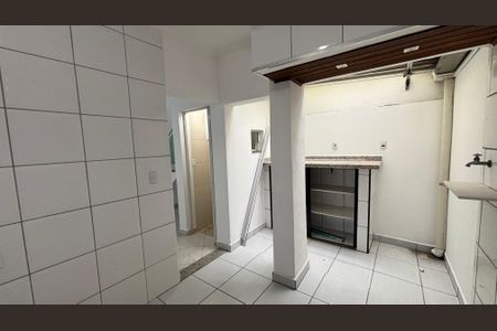 Casa à venda com 100m², 2 quartos e 2 vagasCozinha