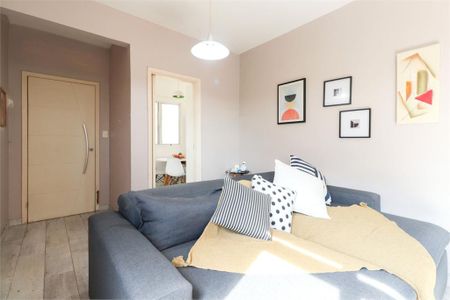 Apartamento à venda com 90m², 2 quartos e sem vaga