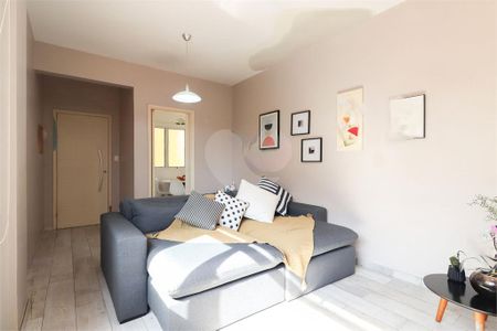 Apartamento à venda com 90m², 2 quartos e sem vaga