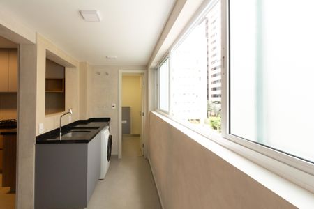Apartamento à venda com 119m², 2 quartos e 1 vagaÁrea de Serviço