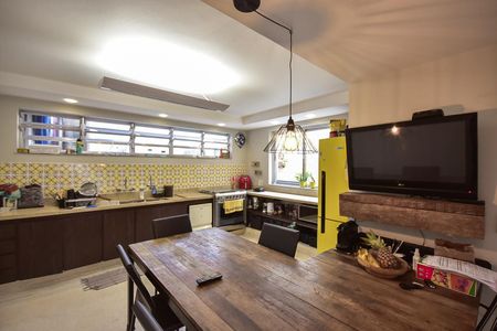 Casa à venda com 260m², 3 quartos e 3 vagasCozinha