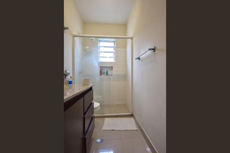 Casa à venda com 260m², 3 quartos e 3 vagasBanheiro