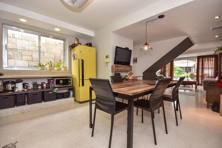 Casa à venda com 260m², 3 quartos e 3 vagasCozinha