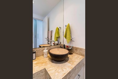 Apartamento à venda com 84m², 2 quartos e 2 vagasBanheiro Suíte 1