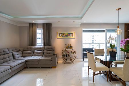 Apartamento à venda com 84m², 2 quartos e 2 vagasSala