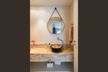 Apartamento à venda com 84m², 2 quartos e 2 vagasLavabo