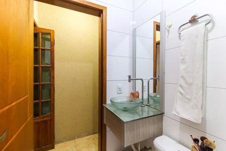 Casa à venda com 109m², 3 quartos e 1 vaga Casa à venda com 109m², 3 quartos e 1 vagaLavabo