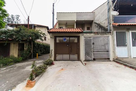 Casa à venda com 109m², 3 quartos e 1 vaga Casa à venda com 109m², 3 quartos e 1 vagaFachada - Placa