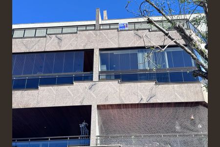 Apartamento para alugar com 209m², 3 quartos e 3 vagas Apartamento para alugar com 209m², 3 quartos e 3 vagasPlaquinha