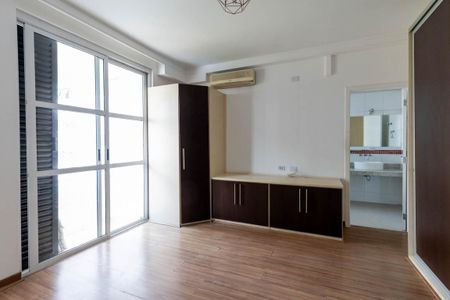 Apartamento para alugar com 300m², 4 quartos e 2 vagas Apartamento para alugar com 300m², 4 quartos e 2 vagasSuíte 1