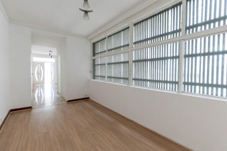 Apartamento para alugar com 300m², 4 quartos e 2 vagas Apartamento para alugar com 300m², 4 quartos e 2 vagasSala de Jantar