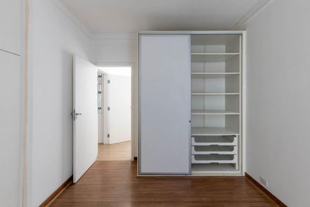 Apartamento para alugar com 300m², 4 quartos e 2 vagas Apartamento para alugar com 300m², 4 quartos e 2 vagasQuarto 2