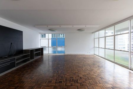 Apartamento para alugar com 300m², 4 quartos e 2 vagas Apartamento para alugar com 300m², 4 quartos e 2 vagasSala