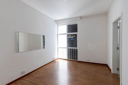 Apartamento para alugar com 300m², 4 quartos e 2 vagas Apartamento para alugar com 300m², 4 quartos e 2 vagasSuíte 2
