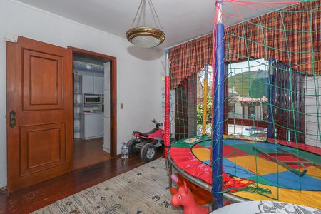 Casa à venda com 308m², 3 quartos e 4 vagasCopa