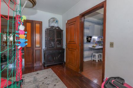 Casa à venda com 308m², 3 quartos e 4 vagasCopa