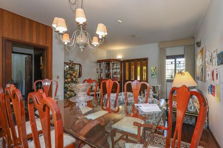 Sala de casa à venda com 3 quartos, 308m² em Boa Vista, Porto Alegre