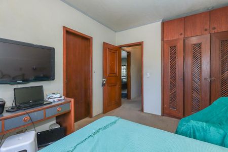 Casa à venda com 308m², 3 quartos e 4 vagasQuarto Suíte 2