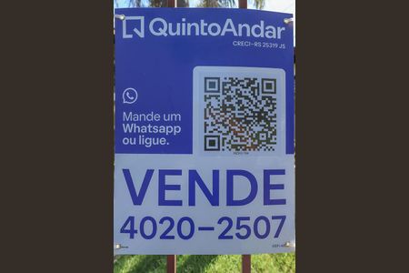 Casa à venda com 308m², 3 quartos e 4 vagasFachada