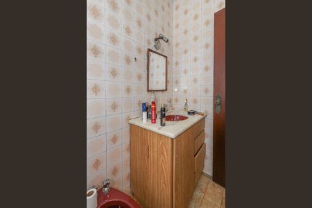 Casa à venda com 308m², 3 quartos e 4 vagasBanheiro da Suíte 2