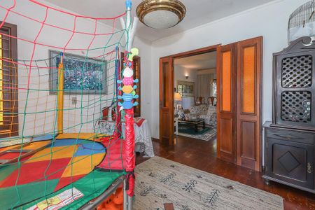 Casa à venda com 308m², 3 quartos e 4 vagasCopa