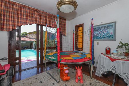 Casa à venda com 308m², 3 quartos e 4 vagasCopa