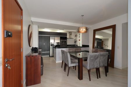 Apartamento à venda com 102m², 2 quartos e 2 vagasSala de Jantar