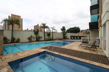 Apartamento à venda com 102m², 2 quartos e 2 vagasÁrea Comum - Piscina
