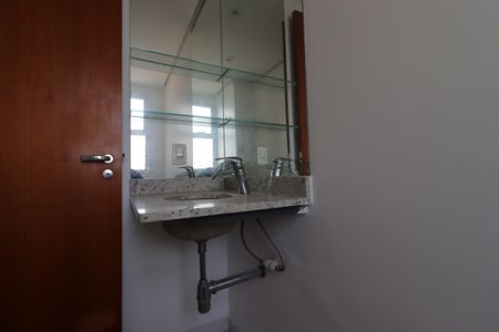 Apartamento à venda com 102m², 2 quartos e 2 vagasLavabo