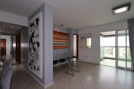 Apartamento à venda com 102m², 2 quartos e 2 vagasSala