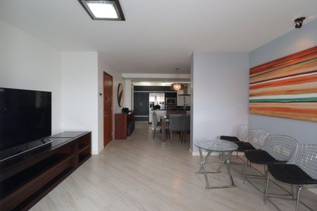 Apartamento à venda com 102m², 2 quartos e 2 vagasSala