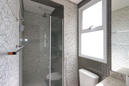 Apartamento à venda com 102m², 2 quartos e 2 vagasBanheiro da Suíte 2