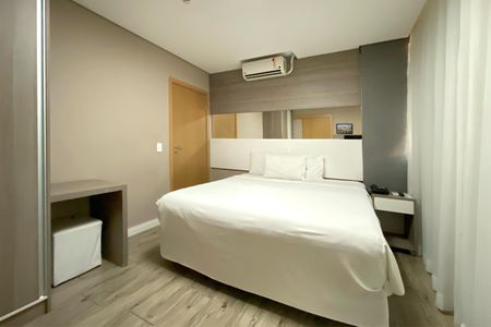 Studio à venda com 62m², 1 quarto e sem vaga Studio à venda com 62m², 1 quarto e sem vagaSuíte