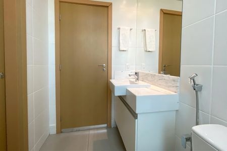 Apartamento à venda com 63m², 1 quarto e sem vaga Apartamento à venda com 63m², 1 quarto e sem vagaBanheiro Social