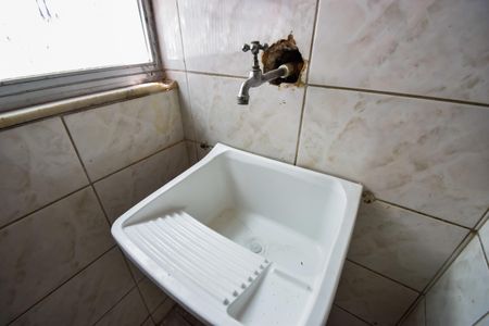 Apartamento para alugar com 48m², 2 quartos e 1 vaga Apartamento para alugar com 48m², 2 quartos e 1 vagaCozinha e Área de Serviço