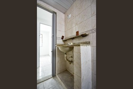 Apartamento para alugar com 48m², 2 quartos e 1 vaga Apartamento para alugar com 48m², 2 quartos e 1 vagaBanheiro