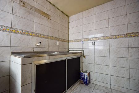 Apartamento para alugar com 48m², 2 quartos e 1 vaga Apartamento para alugar com 48m², 2 quartos e 1 vagaCozinha e Área de Serviço