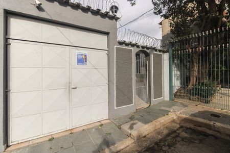 Casa à venda com 240m², 3 quartos e 1 vagaFachada