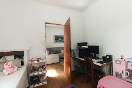 Casa à venda com 240m², 3 quartos e 1 vagaQuarto 1