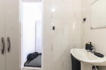 Casa à venda com 240m², 3 quartos e 1 vagaEdícula - Banheiro