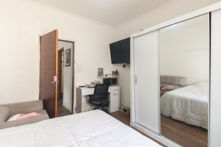 Casa à venda com 240m², 3 quartos e 1 vagaQuarto 2