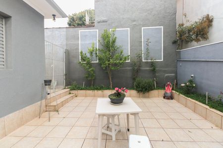 Casa à venda com 240m², 3 quartos e 1 vagaEntrada - Jardim e Quintal
