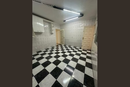 Casa à venda com 2 quartos, 163m² em Santa Terezinha, Santo André