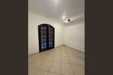 Casa à venda com 2 quartos, 163m² em Santa Terezinha, Santo André