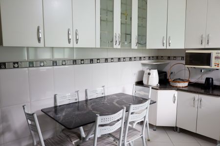 Casa à venda com 105m², 2 quartos e 1 vagaCozinha