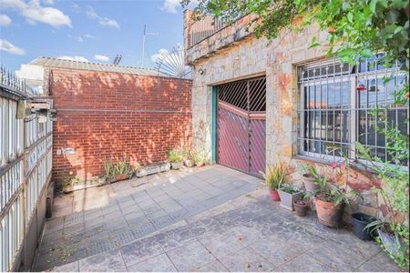 Casa à venda com 3 quartos, 122m² em Vila Carrão, São Paulo