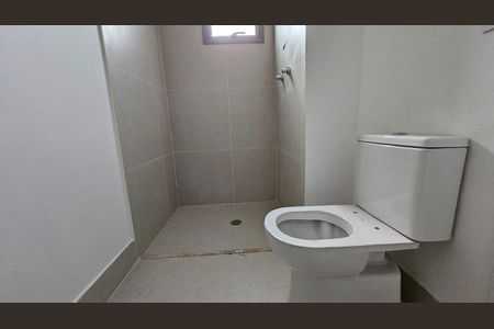 Apartamento à venda com 100m², 2 quartos e 2 vagas Apartamento à venda com 100m², 2 quartos e 2 vagasBanheiro 1